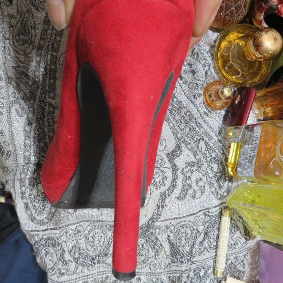 BOGO Mossimo Vibrant Red Suede High Heeled Ankle Booties Studded Embellished 9 - Picture 14 of 16